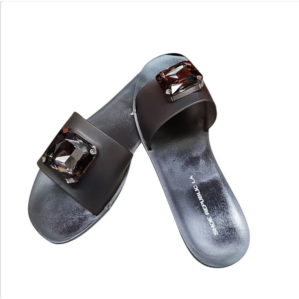 Black Slides With Oversized Gemstone Embellishment - Picture 3 of 8